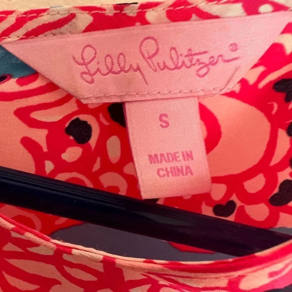 Lilly Pulitzer Blouse - Picture 2 of 4